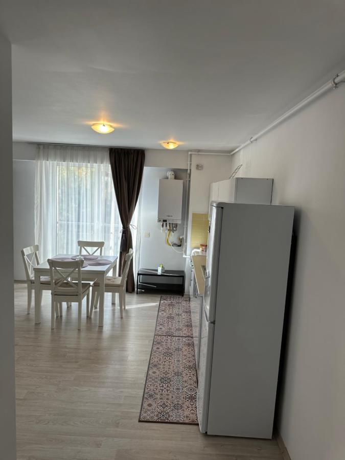 Fly Airport Residences & Therme-Self Check-In Otopeni Ngoại thất bức ảnh