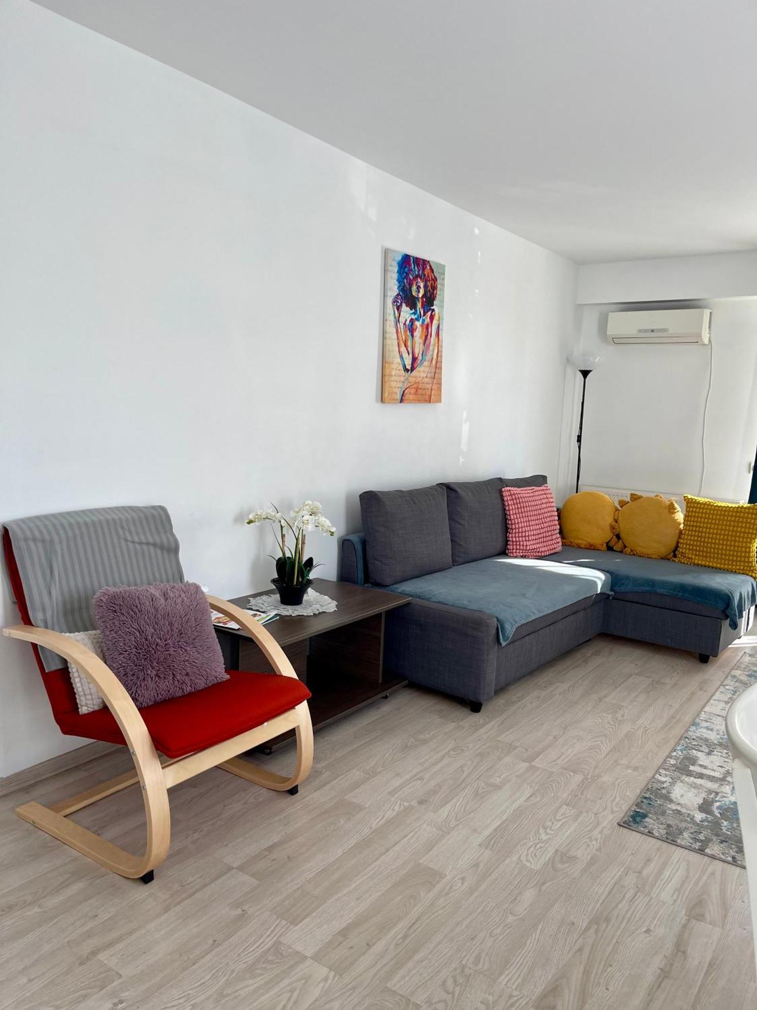 Fly Airport Residences & Therme-Self Check-In Otopeni Ngoại thất bức ảnh