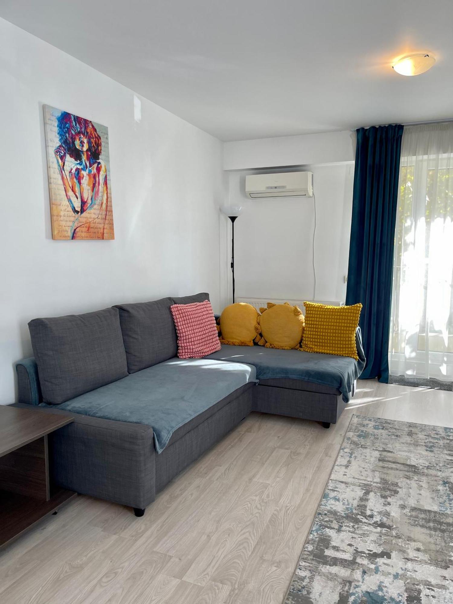Fly Airport Residences & Therme-Self Check-In Otopeni Ngoại thất bức ảnh