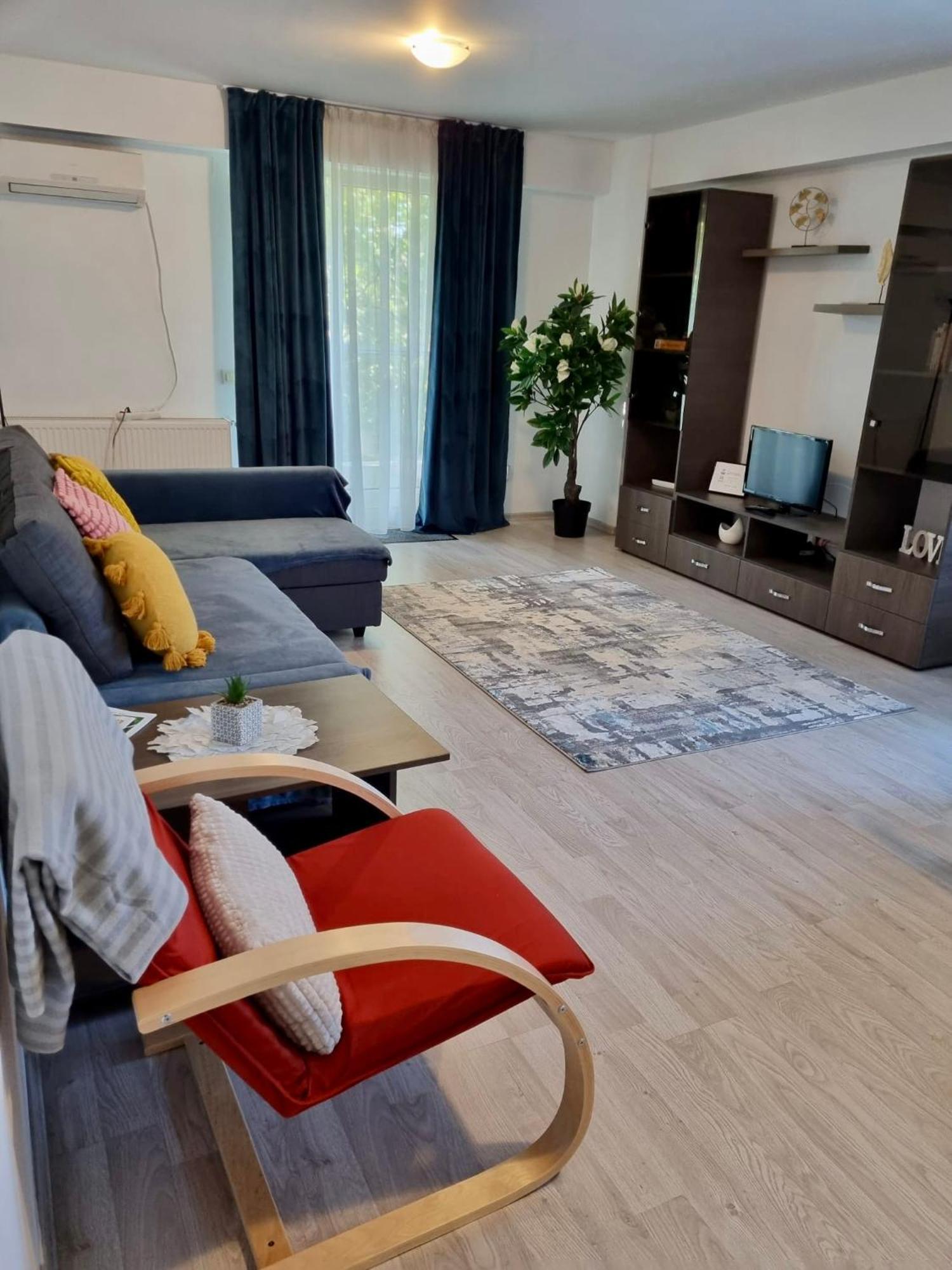 Fly Airport Residences & Therme-Self Check-In Otopeni Ngoại thất bức ảnh